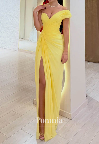 Daffodil Sleeveless Sweetheart Slit Ruched Prom Dress