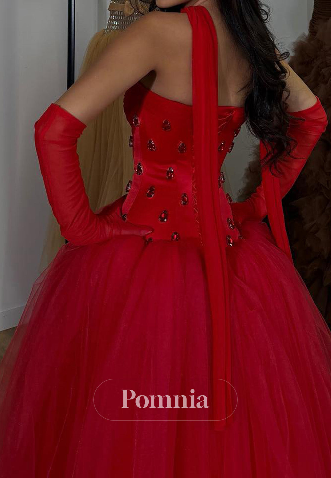 Red A-Line Sleeveless Strapless Lace Empire-Waist Prom Dress