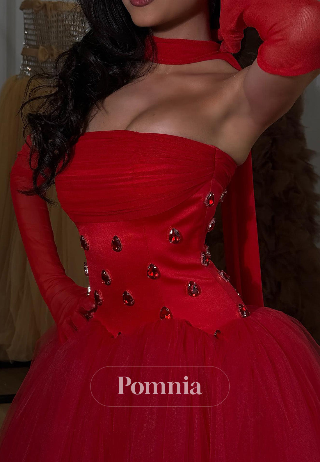 Red A-Line Sleeveless Strapless Lace Empire-Waist Prom Dress