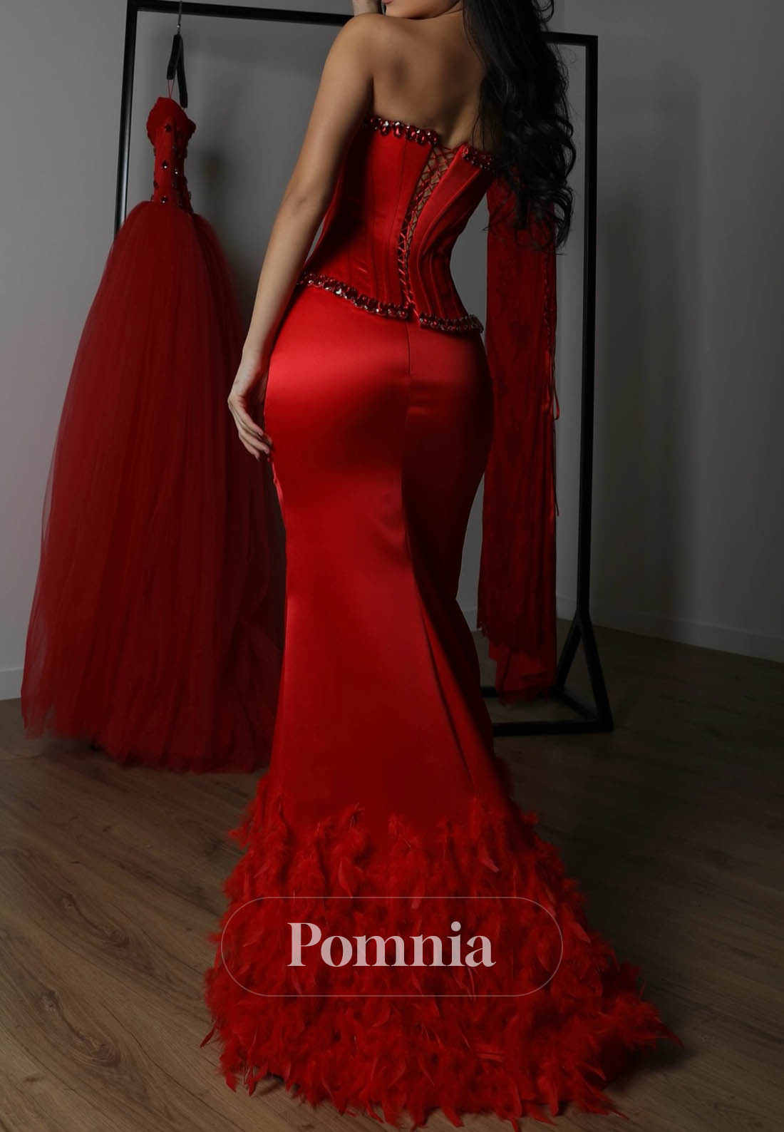 Red Sleeveeless Strapless Sequins Satin Prom Dress