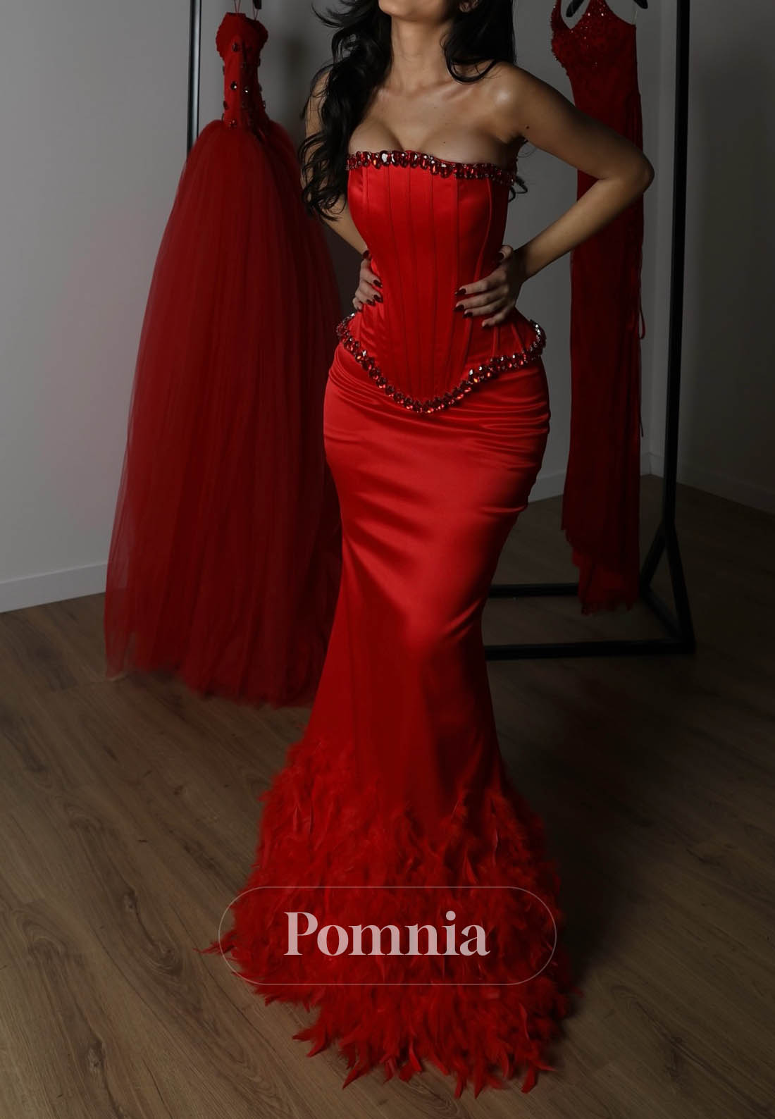 Red Sleeveeless Strapless Sequins Satin Prom Dress