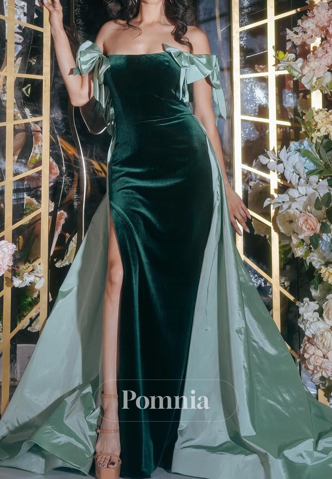 Charming Spaghetti Straps Scoop Bowknot Prom Dress