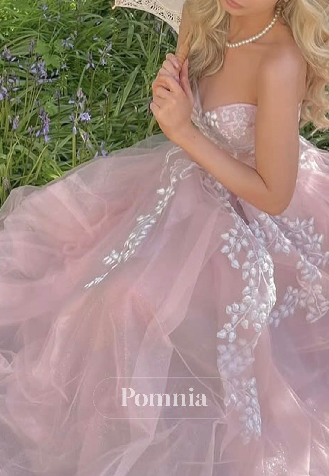 Blushing Pink Sleeveless Strapless Floral Appliques Prom Dress