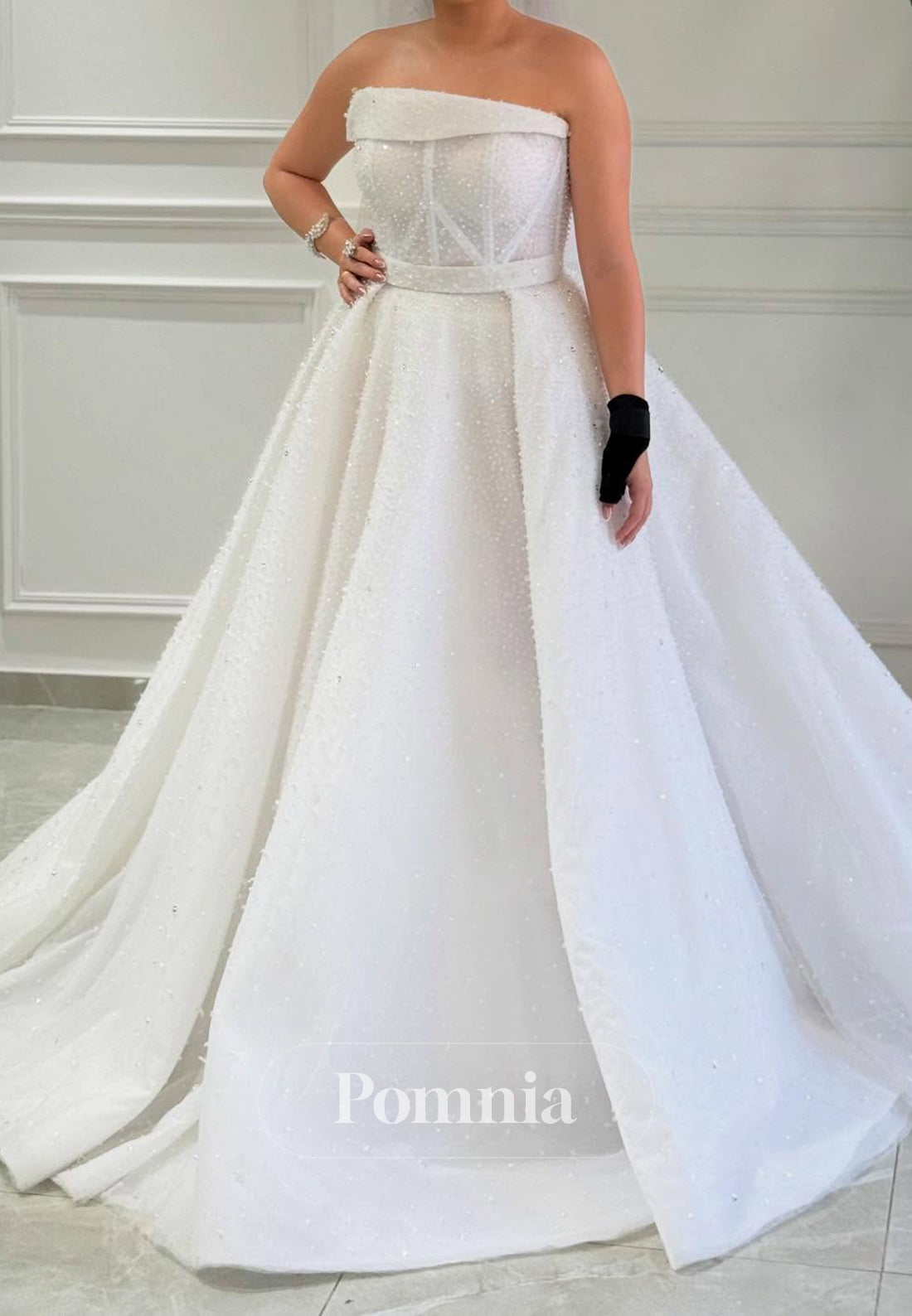 Simple A-Line Strapless Sleeveless Sequins Wedding Dress