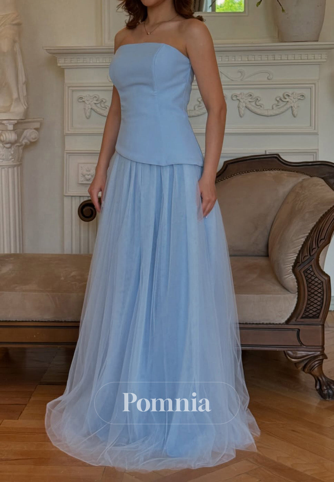 Simple Sleeveless Strapless Lace Prom Dress