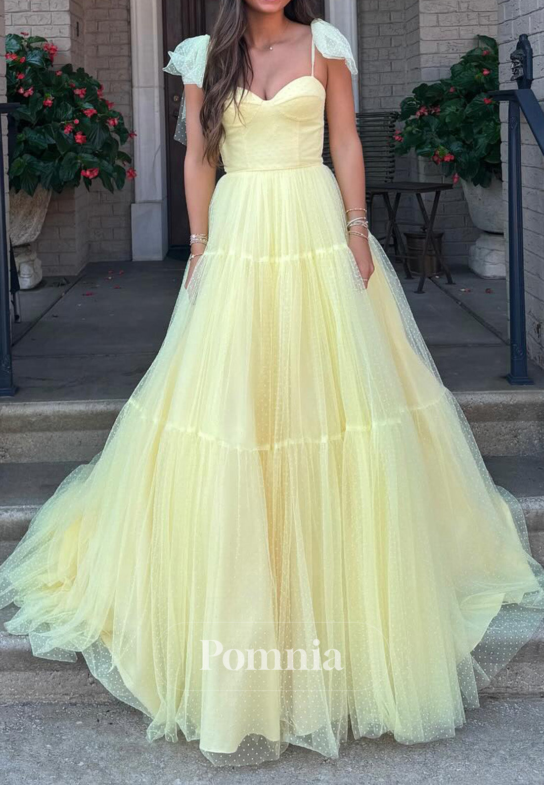Daffodil Spaghetti Straps Sweetheart A-Line Lace Prom Dress