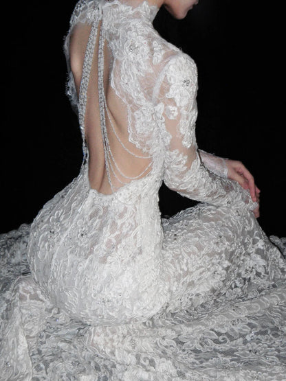 Long Sleeves High Neck Backless Floral Appliques Lace Wedding Dress