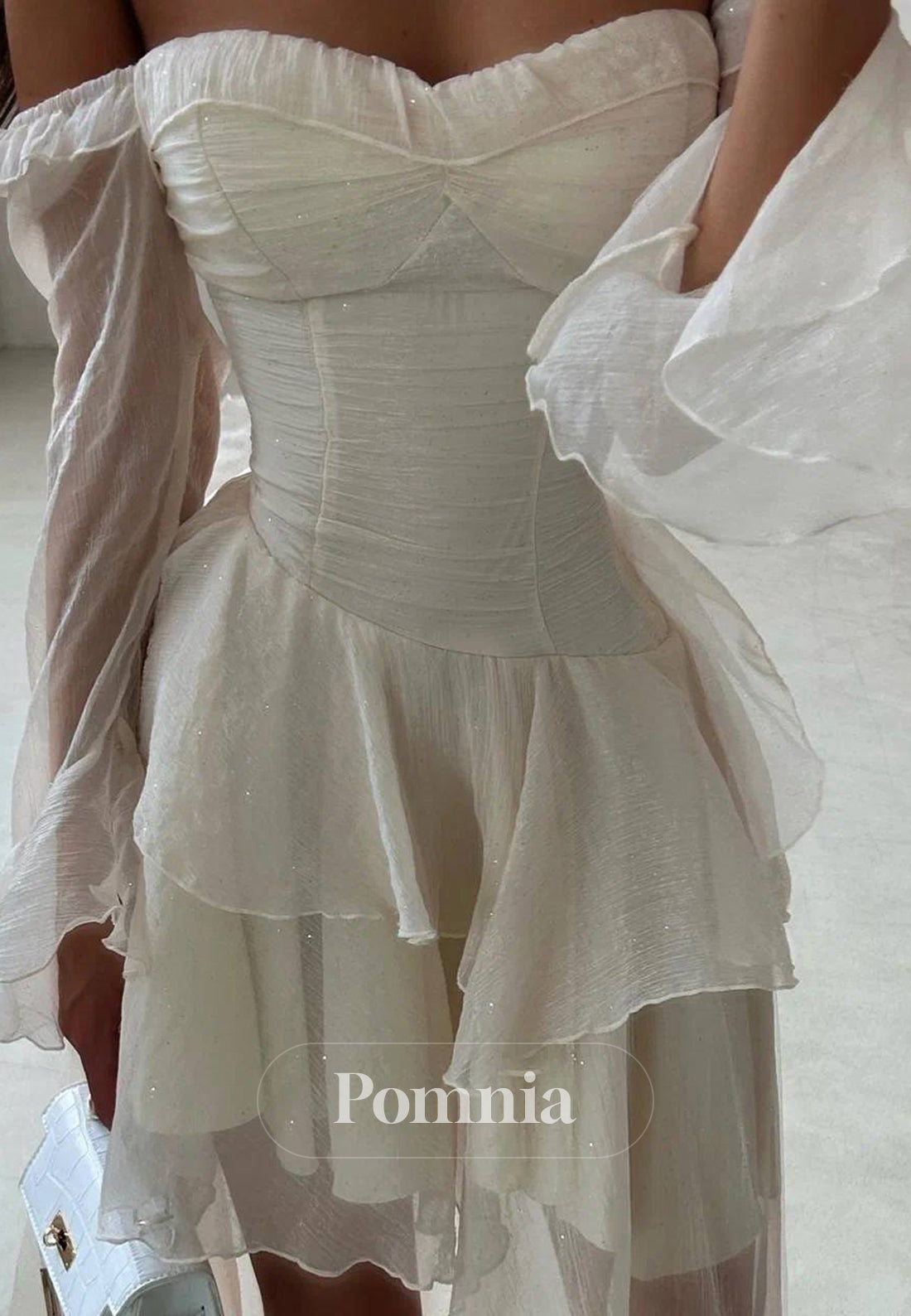 Simple Sleeveless Strapless Ruched Short Homecoming Dress