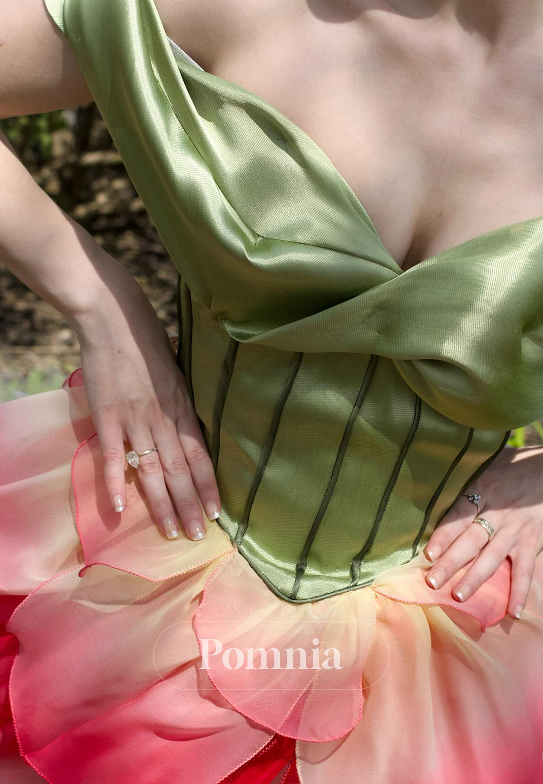 A-Line Sweetehart Sleeveless Ruffles Corset Homecoming Dress