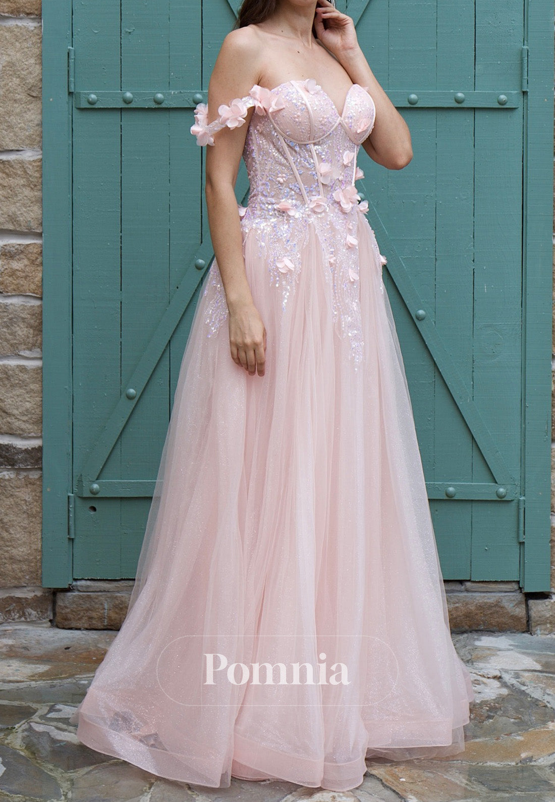Blushing Pink Sweetheart Sleeveeless Floral Appliques Prom Dress