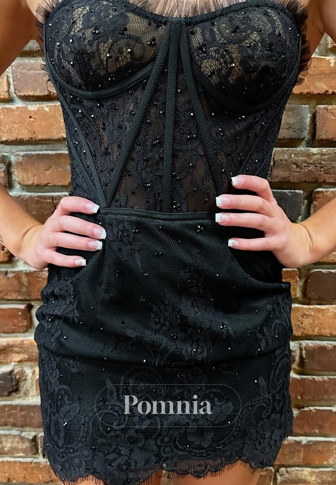 Black Sleveless Strapless Sequins Short Homecoming Dress