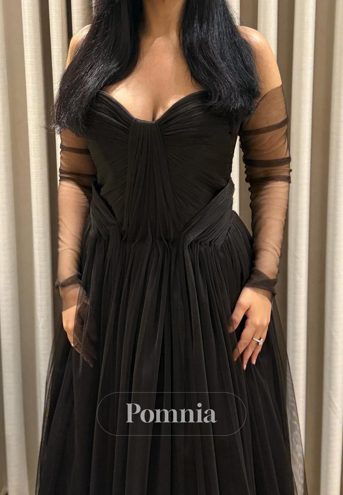 Black A-Line Long Sleeves Sweetheart Lace Prom Dress