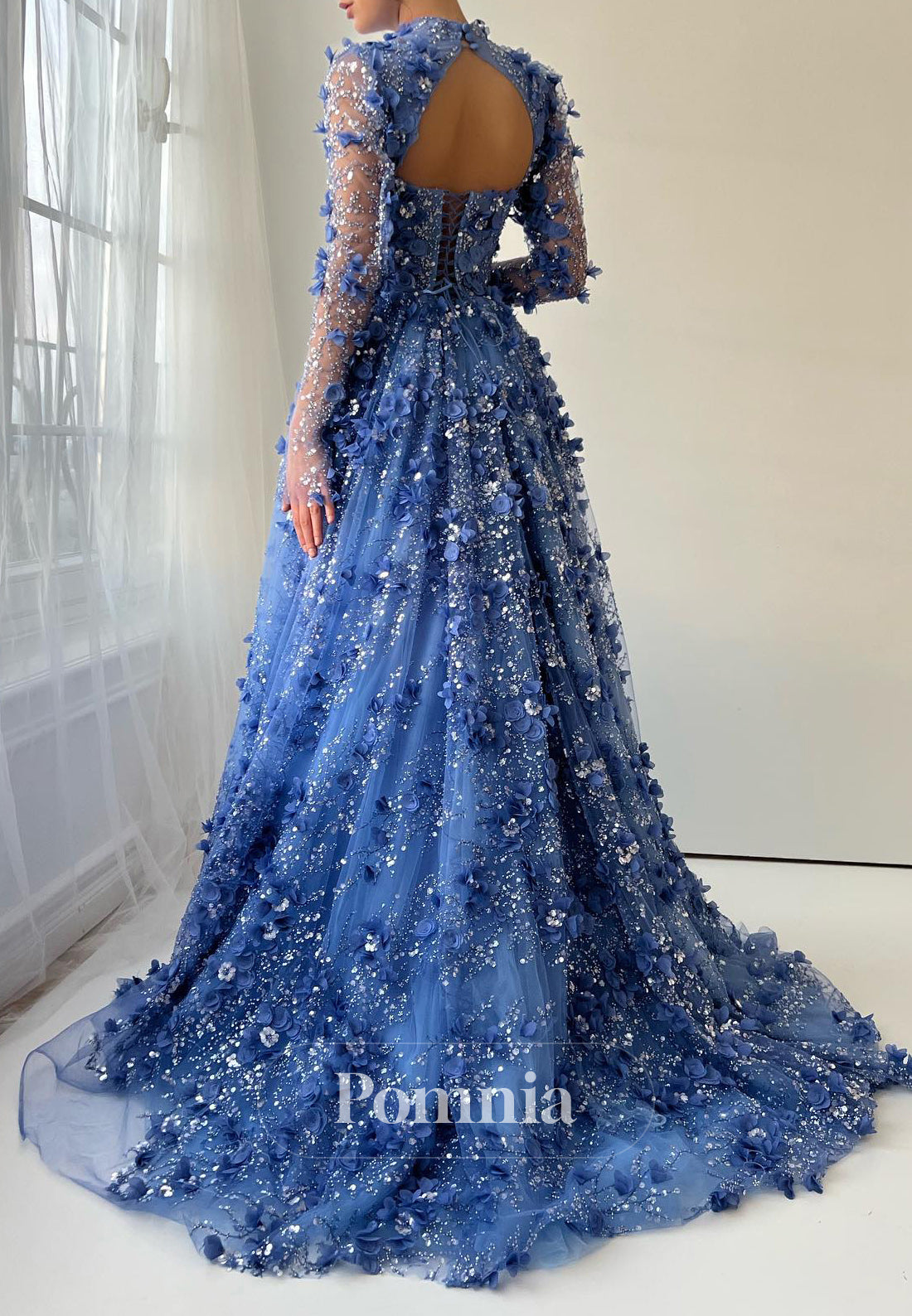 A-Line Long Sleeves Scoop 3D Floral Appliques Evening Dress