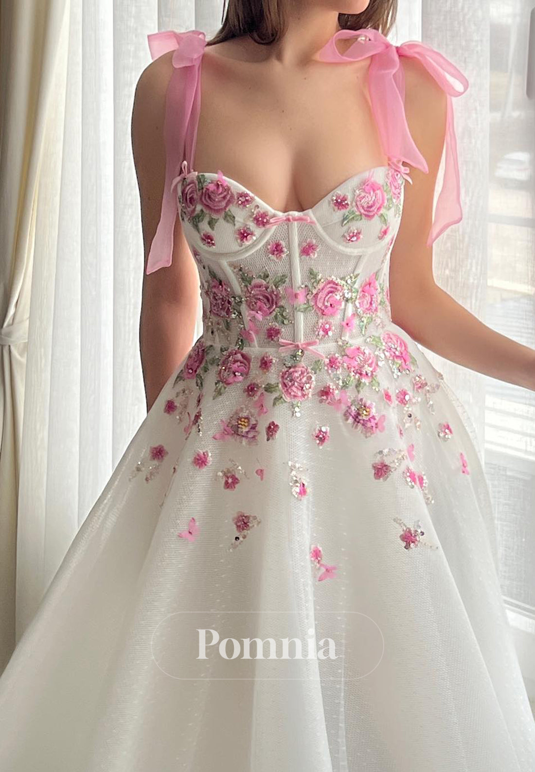 Charming Spaghetti Straps Square Appliques Evening Dress
