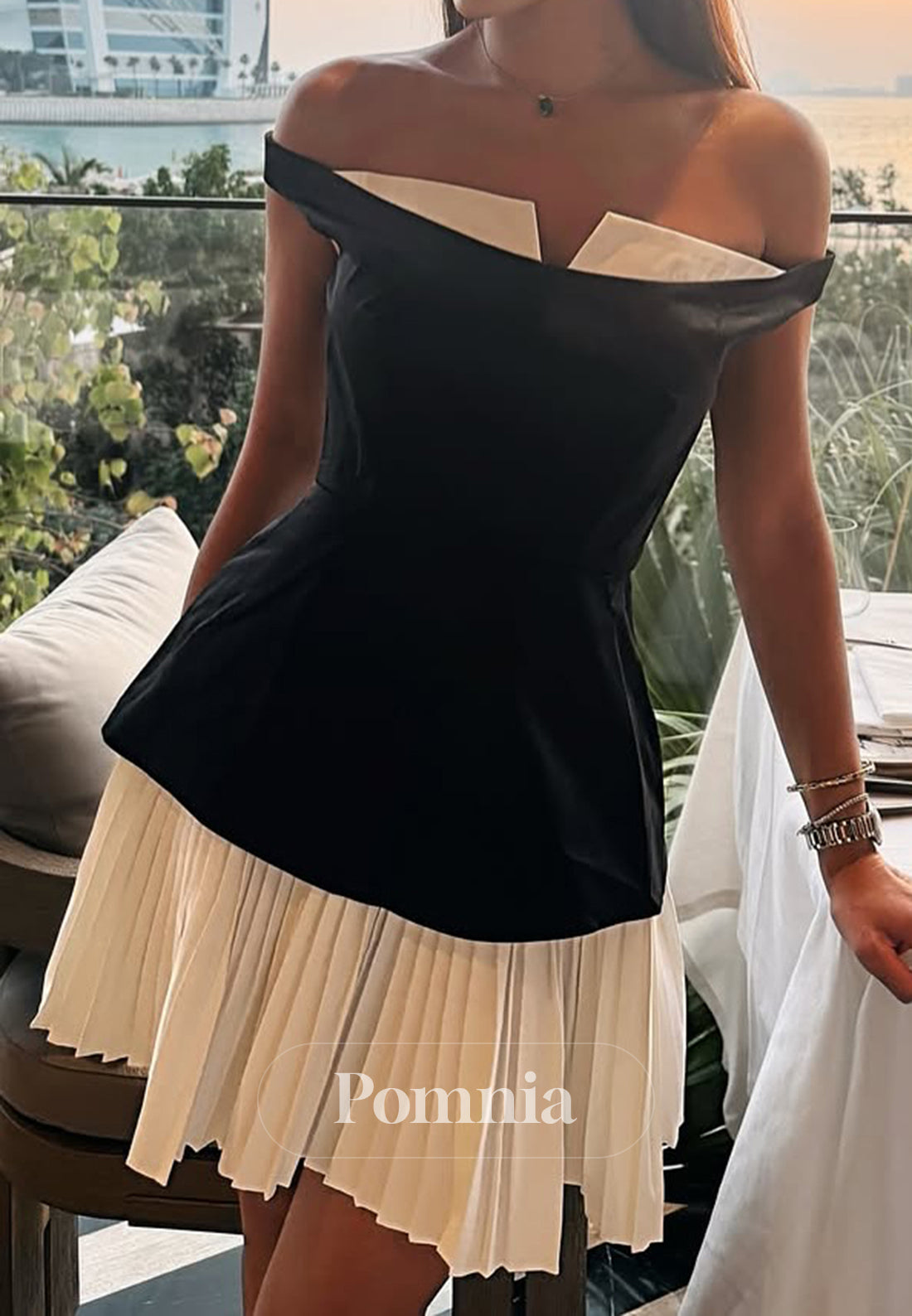 Black Sleeveless Strapless Satin Mini Homecoming Dress