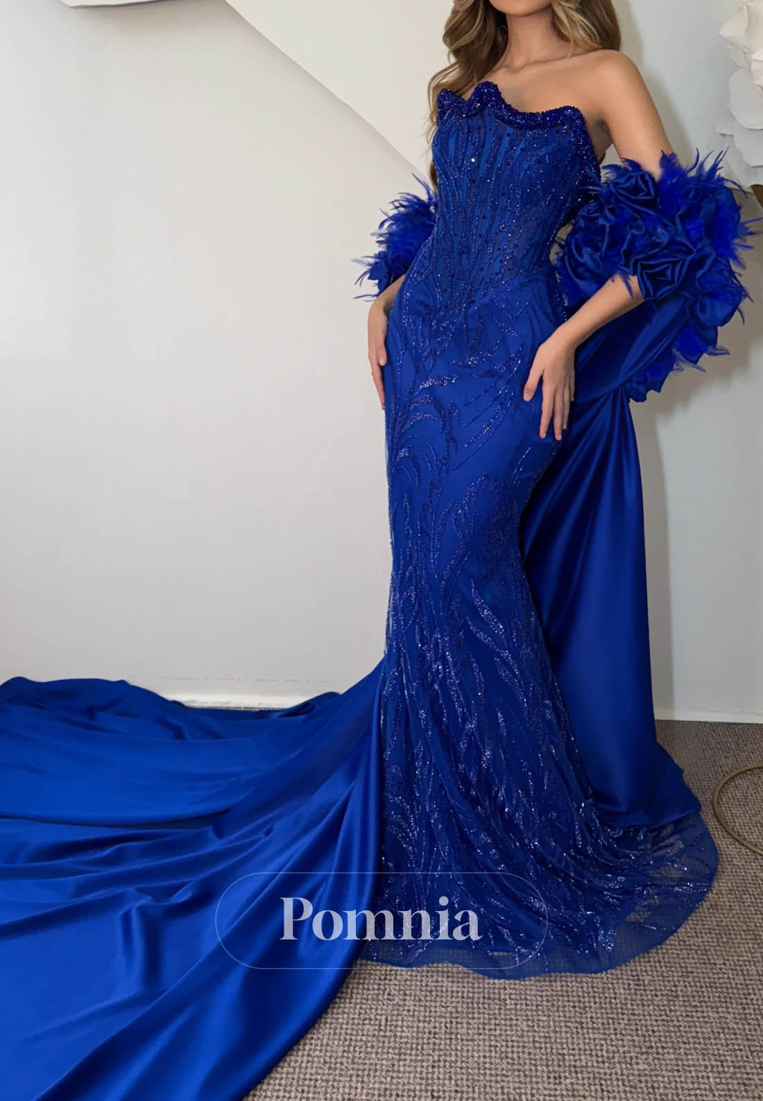 Royal Blue Sleeveless Strapless Sequins Prom Dress