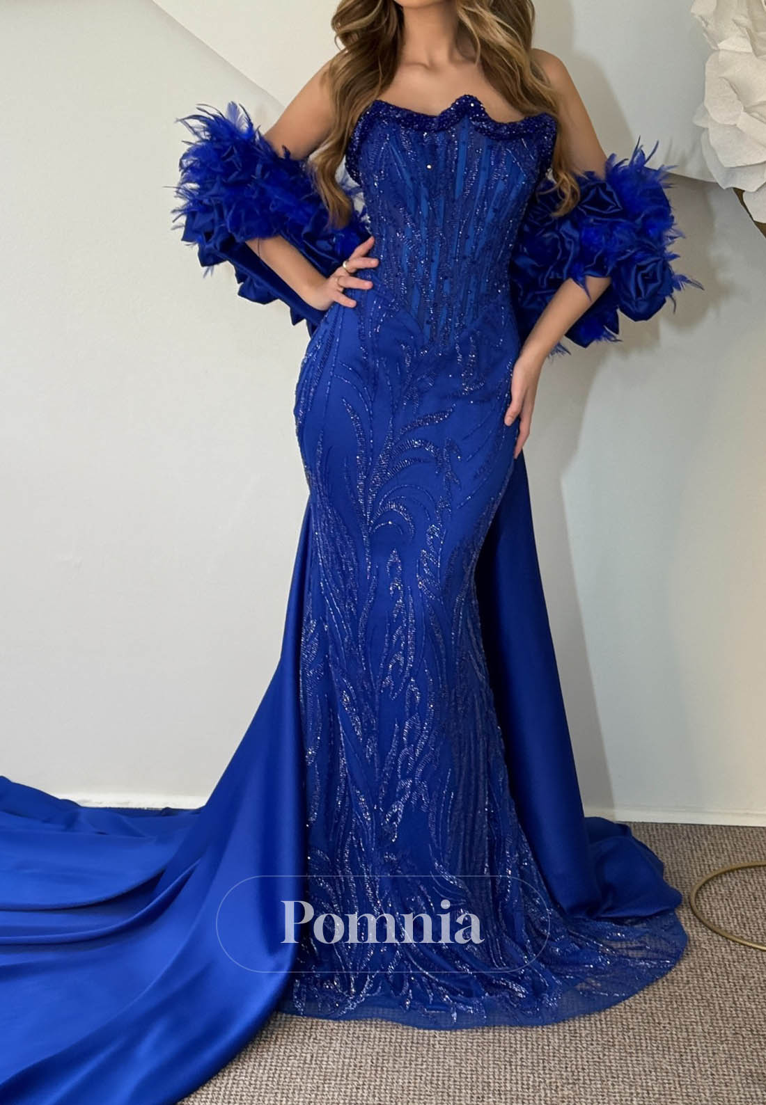 Royal Blue Sleeveless Strapless Sequins Prom Dress