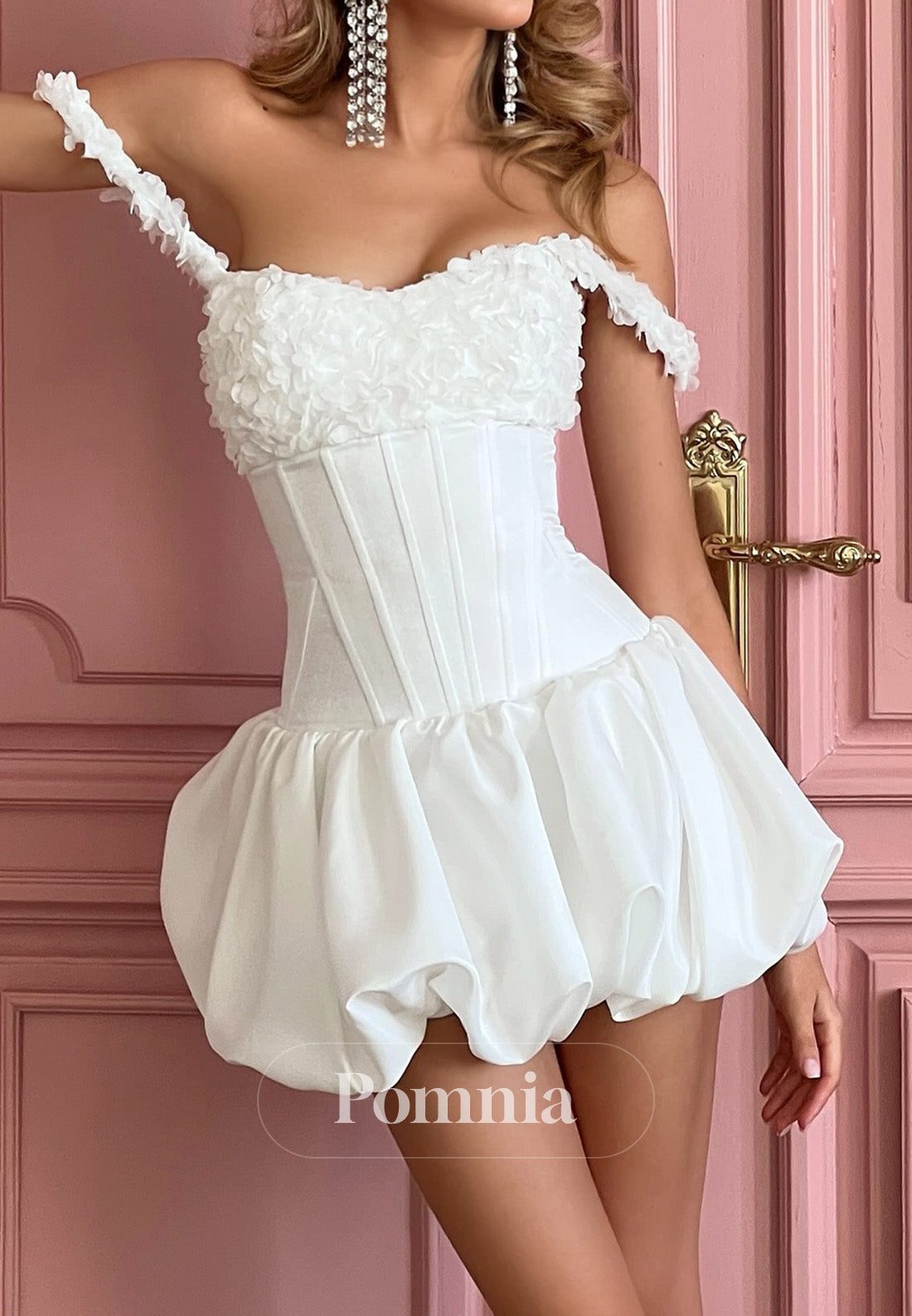 A-Line Sleeveless Floral Appliques Short Wedding Dress